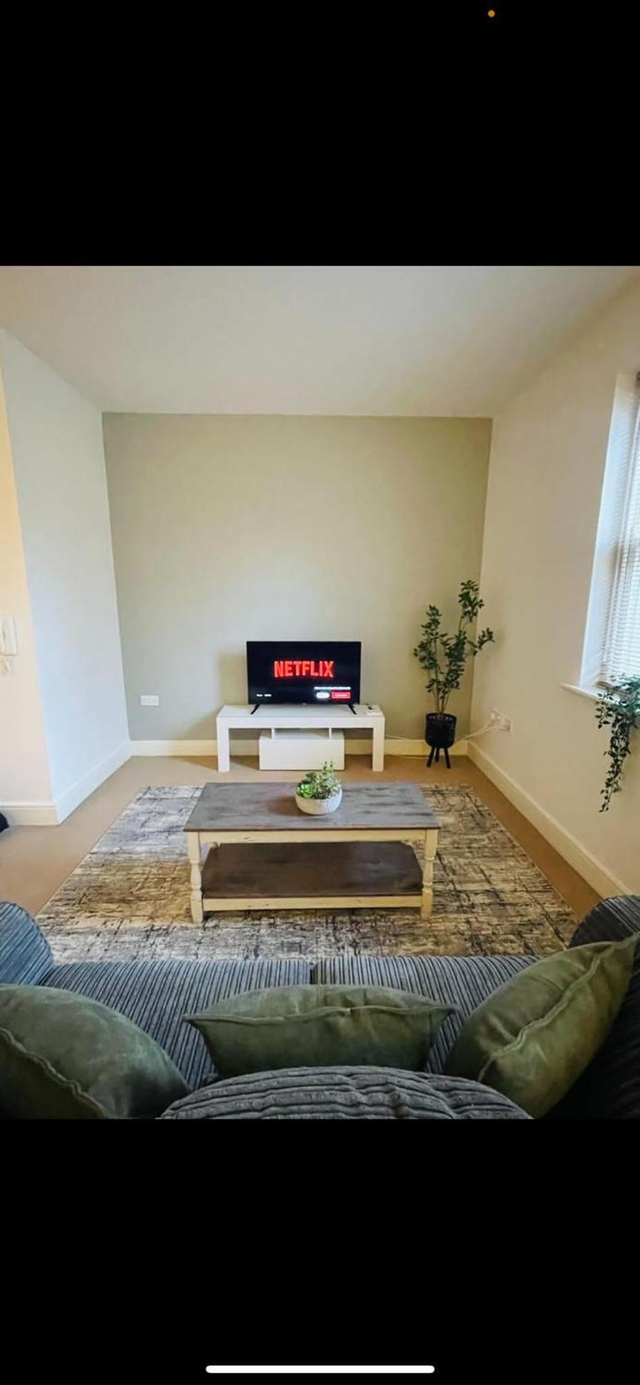 #St Georges Court By Derbnb, Spacious 2 Bedroom Apartments, Free Parking, Wi-Fi, Netflix & Within Walking Distance Of The City Centre Derby Zewnętrze zdjęcie